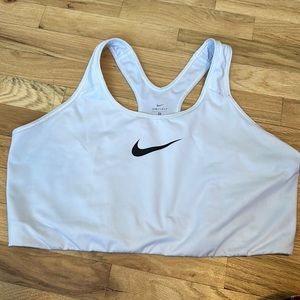 Nike Swoosh Sports Bra